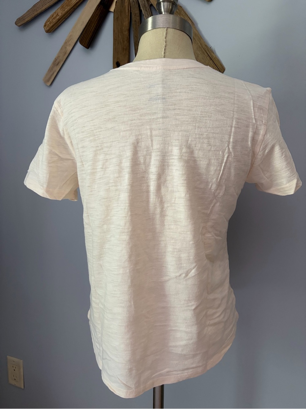 Pilcro Bennie Cream Graphic Tee with Red Beanie Dog Size Medium NWT - Picture 3 of 3